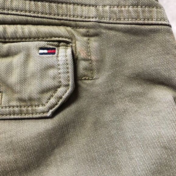 Tommy Hilfiger Khaki Cotton Cargo Shorts - Picture 6 of 16